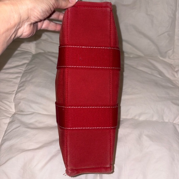 RED HERMÈS TOTE Deauville PM - Picture 6 of 17